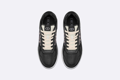 B27 Low-Top Sneaker